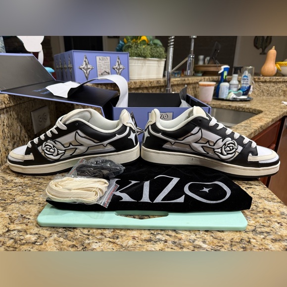 Kizo black and white limited edition - Picture 9 of 10